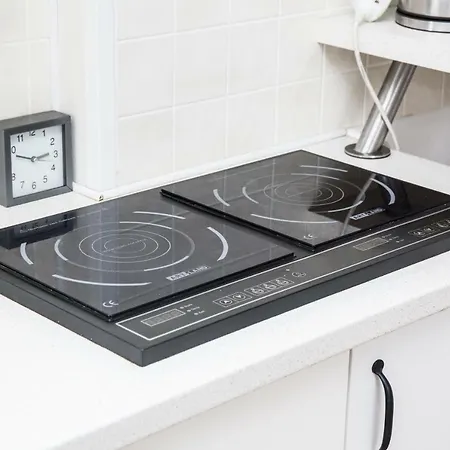 Vakantiehuis Family House With Parking