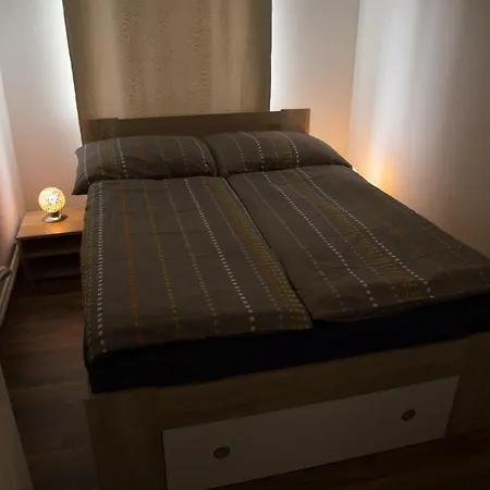 Family House With Parking * Prague